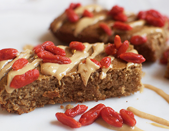 Goji Berry & Cashew Breakfast Bars made with Almond Flour Baking Mix Vanilla Cupcake and Cake Recipe