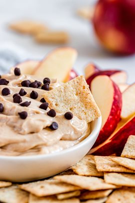 HealthyPeanutButterFluffDip-4.jpg