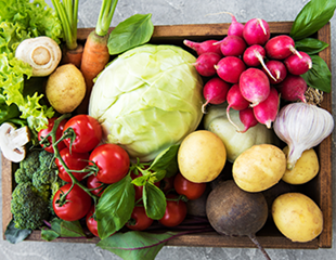 producebox.png Locally grown seasonal fruits and vegetables are included in CSA box subscriptions